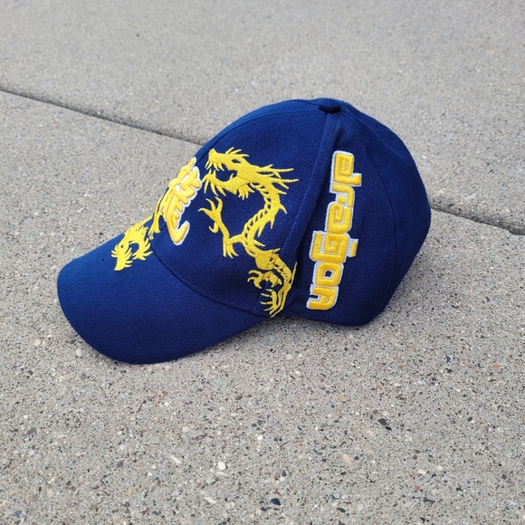 EUC Vintage 80s Mega USA Dragon Strapback Hat🐉 - Picture 3 of 6